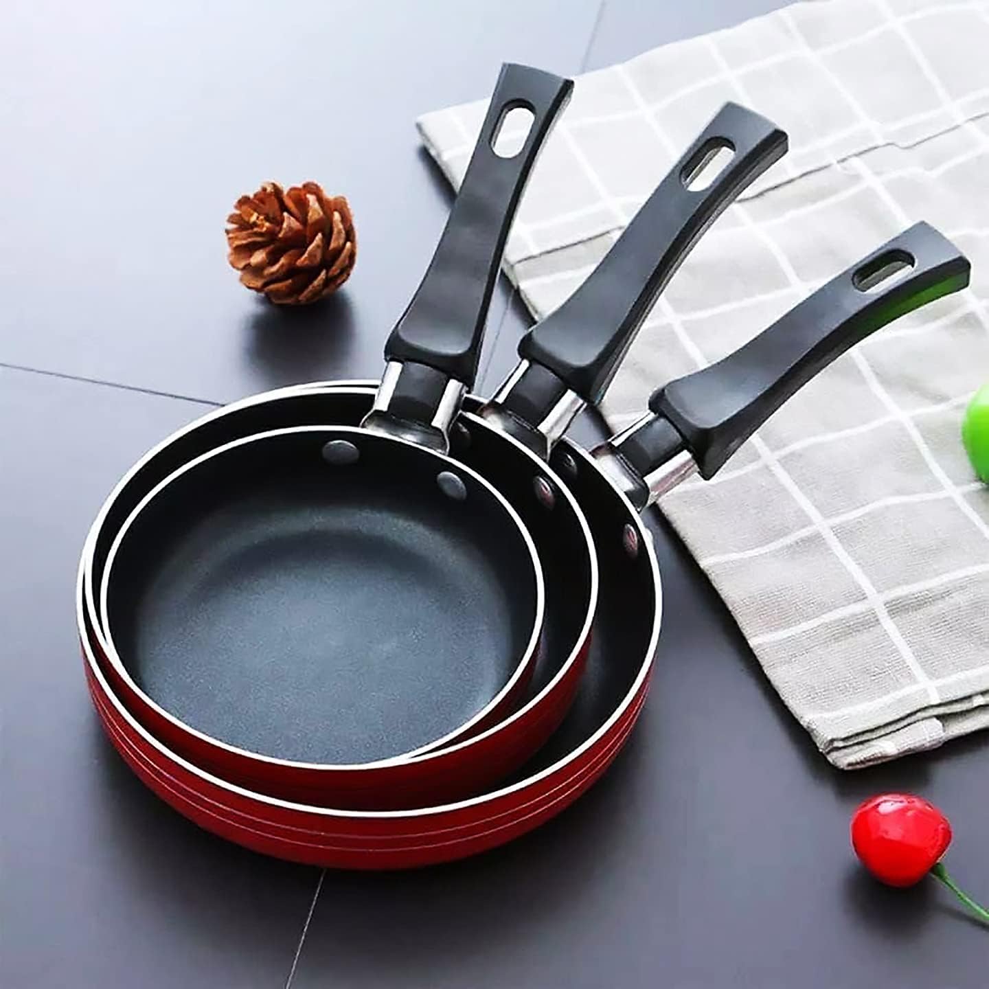 Set of 3 Non-Stick Frying Pans